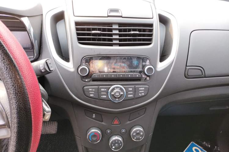 Used Chevrolet Trax 2016 1.4T Automatic Two-Wheel Drive Comfort Version with Sunroof
