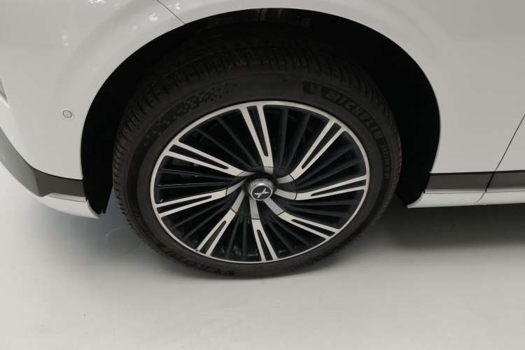 Used XPeng G9 2025 625 Long-Range Max
