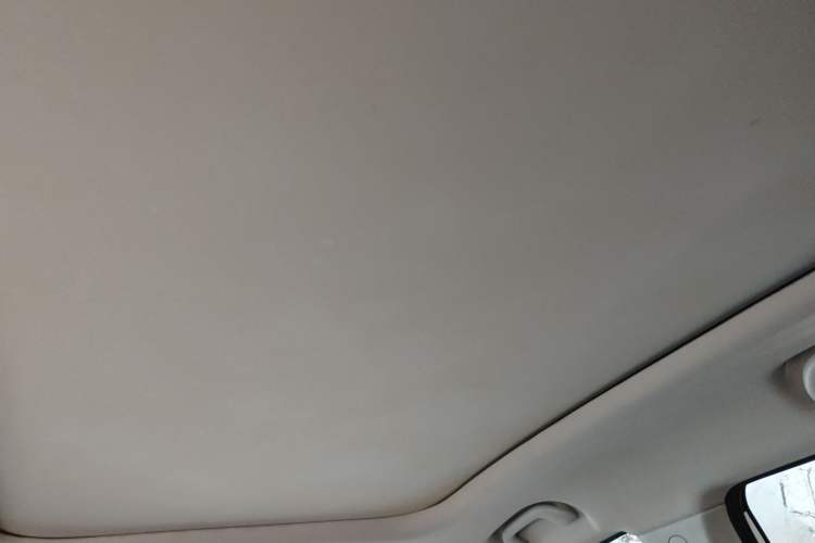 Used SOL X8 2021 300T DCT Luxury Smart Connect Edition 6 Seats
