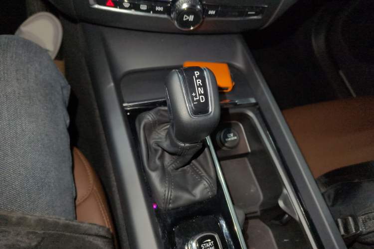 Used Volvo XC60 2021 T5 4x4 Smart Luxury Edition