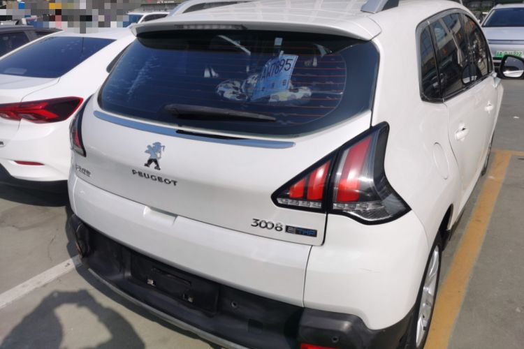 Used Peugeot 3008 2016 1.6THP Automatic Classic Edition
