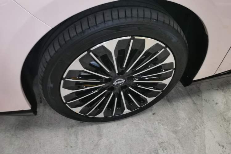 Used Nissan N7 2025 510 Pro
