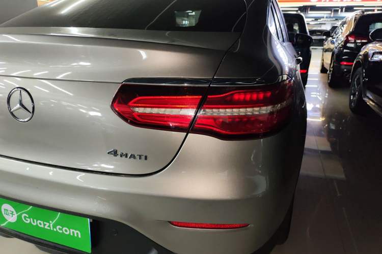 Used Mercedes-Benz GLC Coupe 2019 GLC 260 4MATIC Coupe SUV
