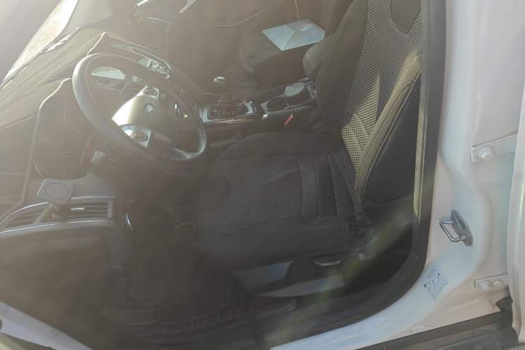 Used Ford Focus 2012 Hatchback 1.6L Manual Fashion Edition