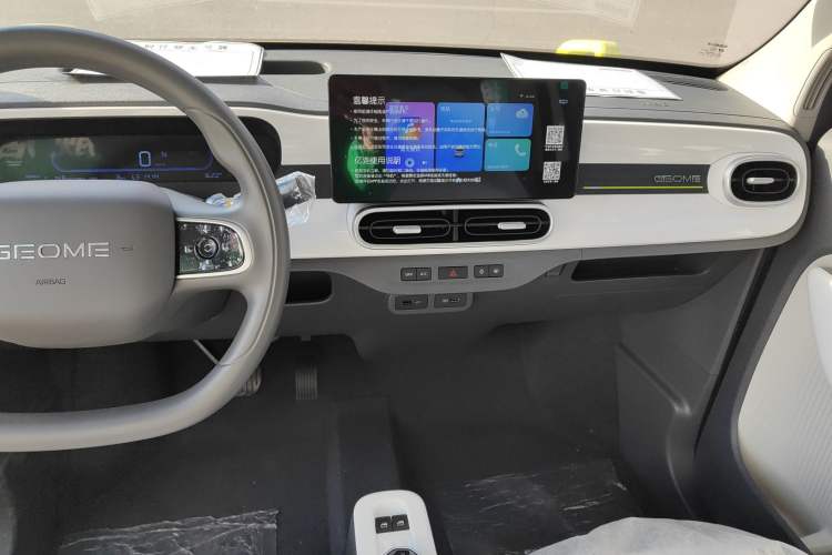 Used  Panda 2025 210km Panda Rider
