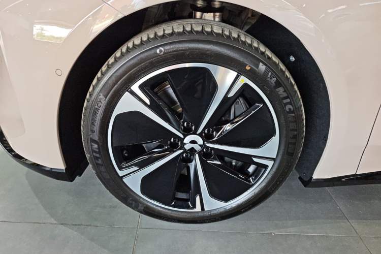 Used Nio ET5T 2025 75 kWh Touring
