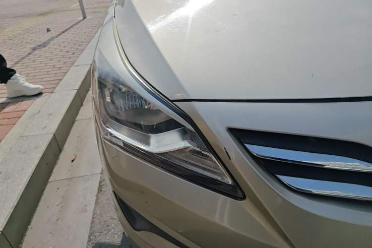 Used Hyundai Verna (older generation) 2014 1.4L Manual Fashion GS Model
