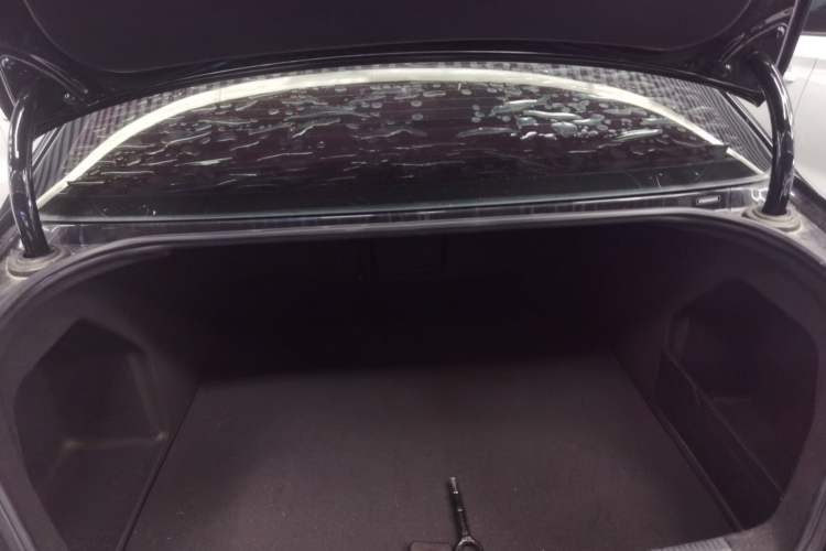 Used Volkswagen Magotan 2016 1.8TSI Luxury Comfort Model
