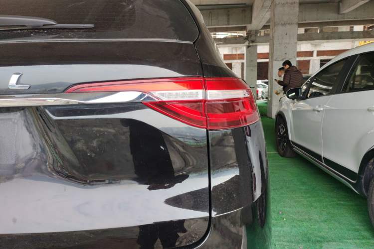 Used Haval F7 2021 1.5T Two-Wheel Drive iXuan