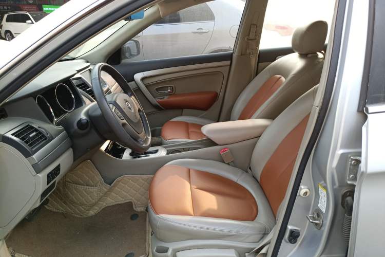 Used Dongfeng Aeolus A60 2014 1.6L Automatic Luxury Model
