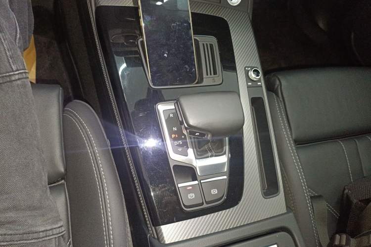 Used Audi Q5L 2021 40 TFSI Luxury Dynamic Edition
