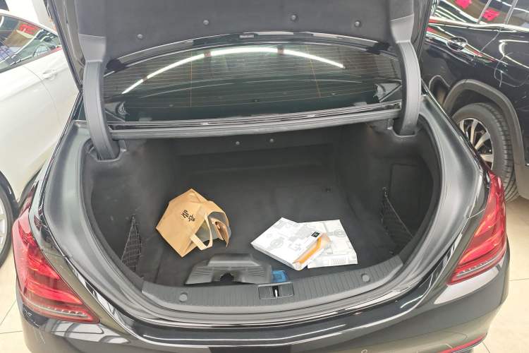 Used Mercedes-Benz S-Class 2018 S 320 L