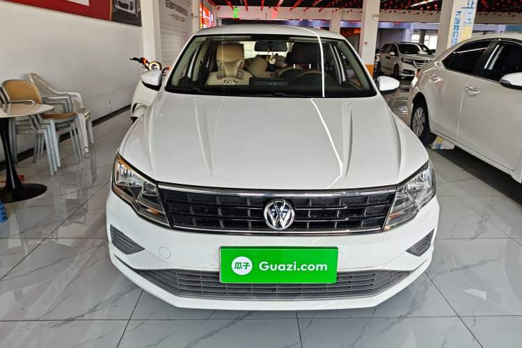 Used Volkswagen Jetta 2019 Dream Edition 1.5L Manual Fashion Version
