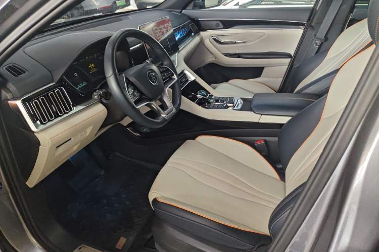 Used BYD Song PLUS New Energy 2021 EV Flagship Model
