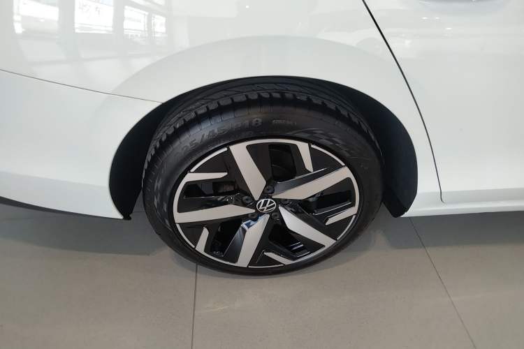 Used Volkswagen Lamando 2025 Lavida L 280TSI DSG Cool & Spicy Edition
