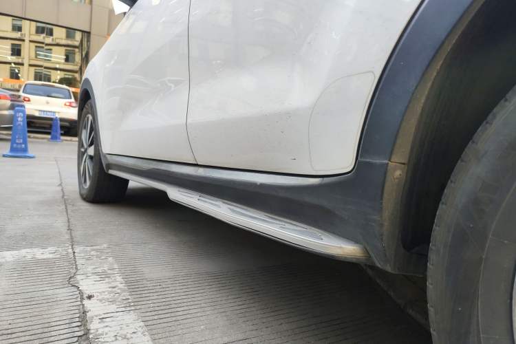 Used Kia KX3 2015 1.6T Automatic Two-Wheel Drive DLX
