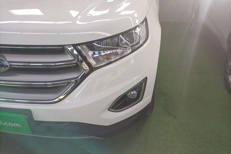 Used Ford Edge 2018 EcoBoost 245 Two-Wheel-Drive Titanium 5-Seater China VI Standard