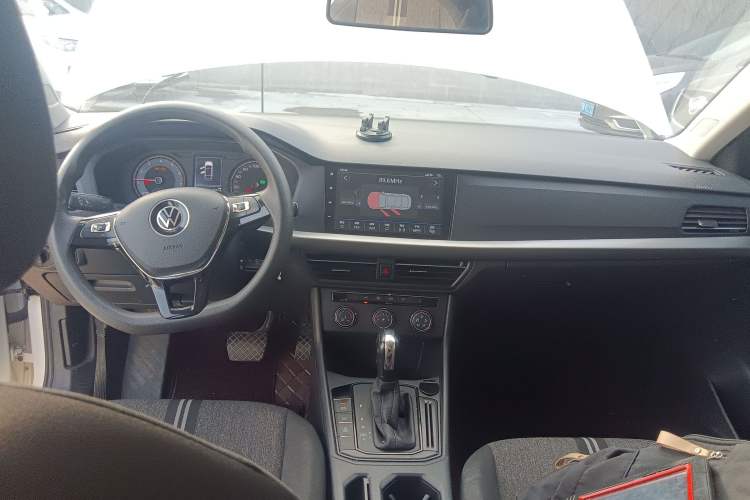 Used Volkswagen Lavida 2022 1.5L Automatic Fashion Edition
