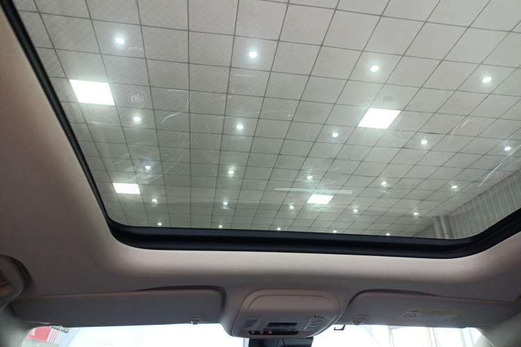 Used Buick Envision 2022 Encore S 552T Two-Wheel-Drive Luxury Model