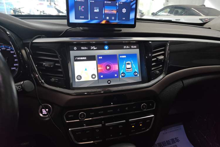 Used GAC Trumpchi GS8 2017 320T Two-Wheel Drive Luxury Smart Connectivity Version (7 Seats)