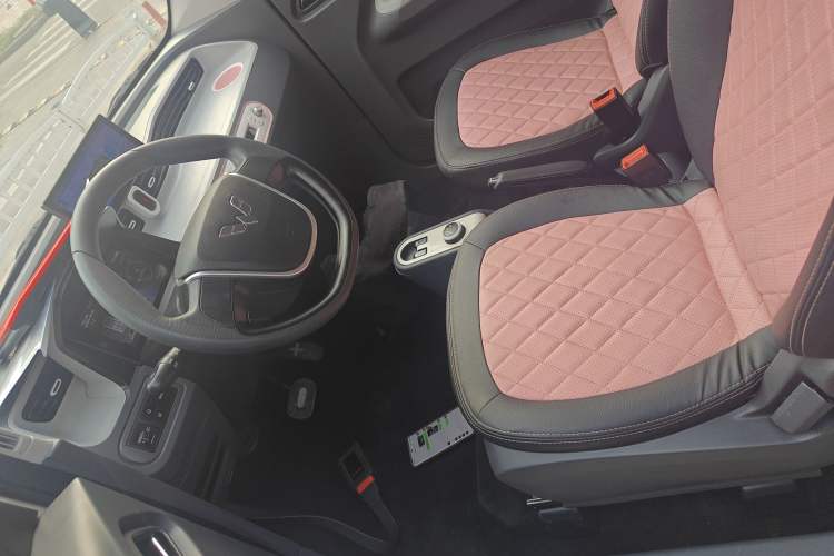 Used Wuling Hongguang MINIEV 2022 Macaron Premium Model – Lithium Ternary Battery
