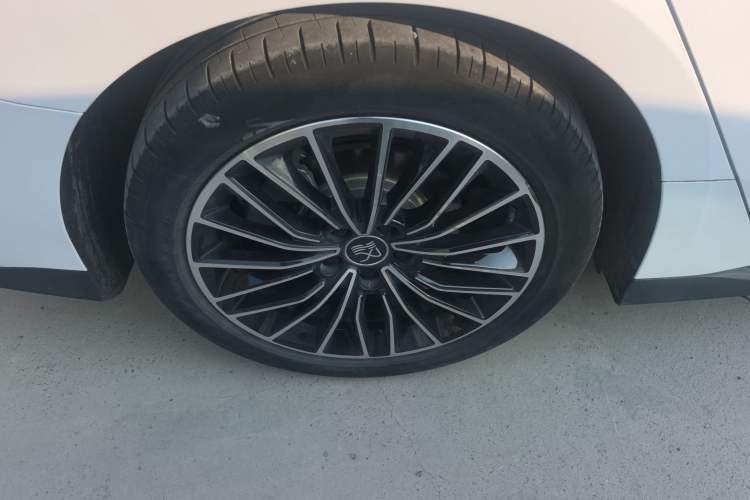 Used BYD Han 2022 DM-i 121KM Luxury Model
