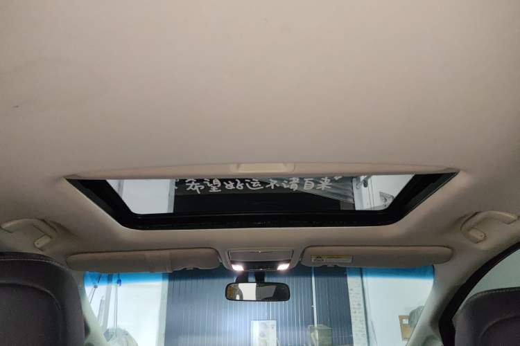 Used Honda Elysion 2016 2.4L Style Edition
