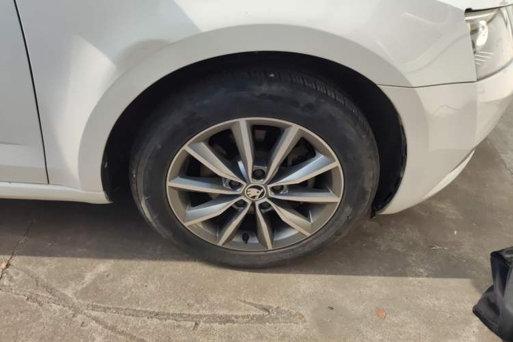 Used Skoda Octavia 2019 1.5L Automatic SmartDrive Comfort Edition China VI Standard
