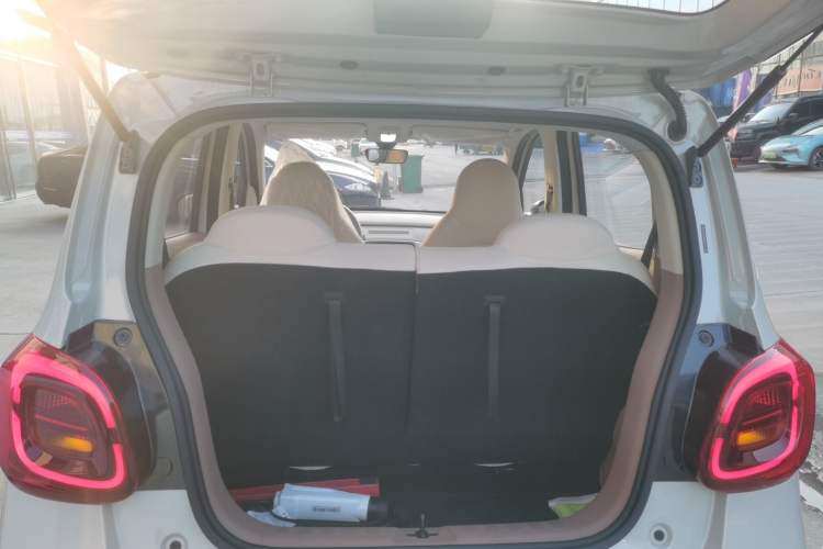 Used Wuling Hongguang MINIEV 2025 Four-Door Version Advanced Edition
