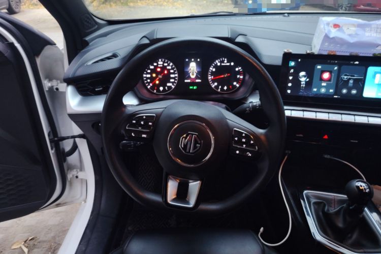 Used MG 5 2021 180 DVVT Manual Youth Luxury Edition
