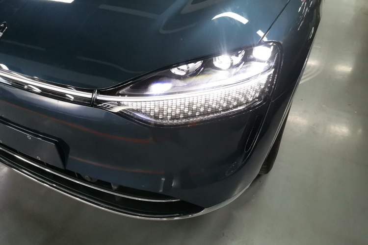 Used Hima AITO M9 2024 Range-Extended Max Edition 42 kWh 5-Seater Version
