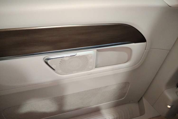 Used Mercedes-Benz V-Class 2021 V 260 Prestige Edition
