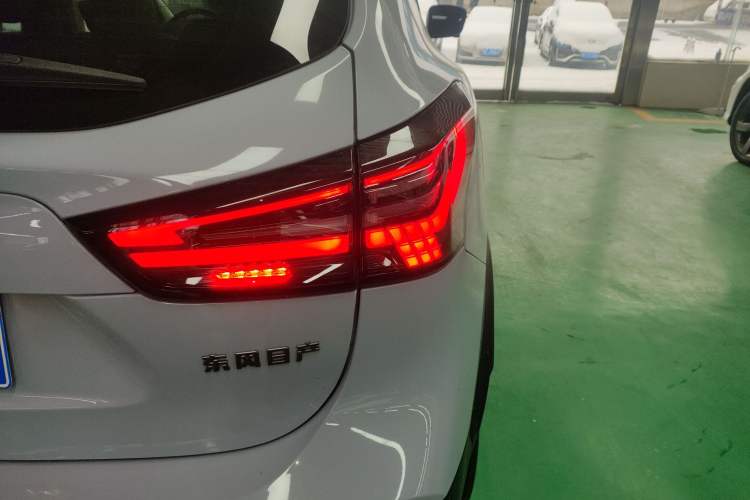 Used Nissan Qashqai 2025 Honor 2.0L CVT XV+ Leading Edition
