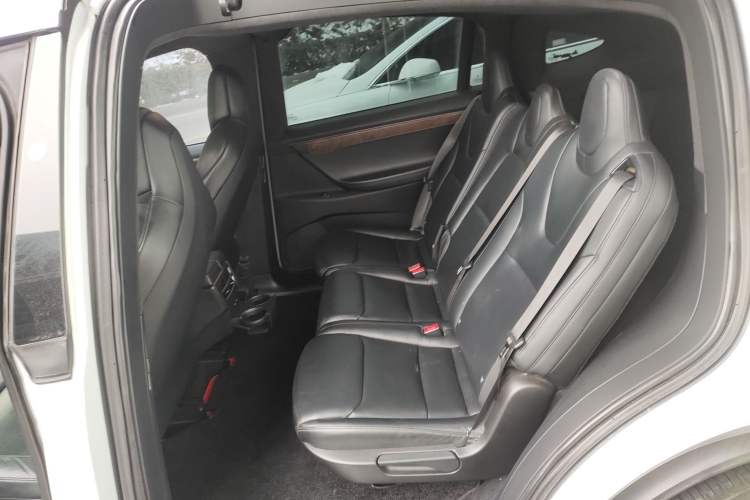 Used Tesla Model X 2019 Long-Range Version
