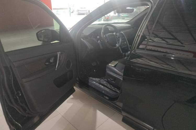 Used Land Rover Discovery Sport 2020 249 PS R-Dynamic Performance Edition
