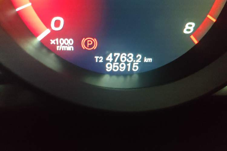 Used Volvo V40 2014 2.0T Zhiya Edition