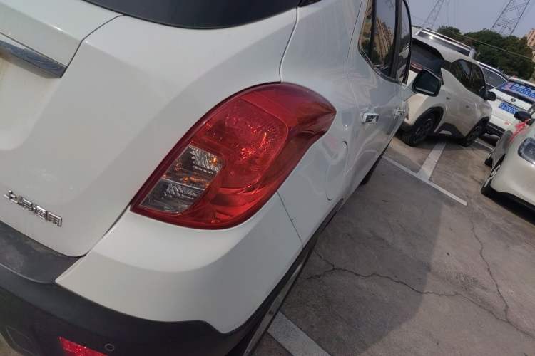 Used Buick Encore 2015 1.4T Automatic Two-Wheel Drive Urban Leading Model
