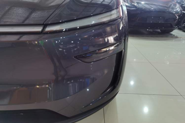 Used Tesla Model Y 2025 Rear-Wheel-Drive Version