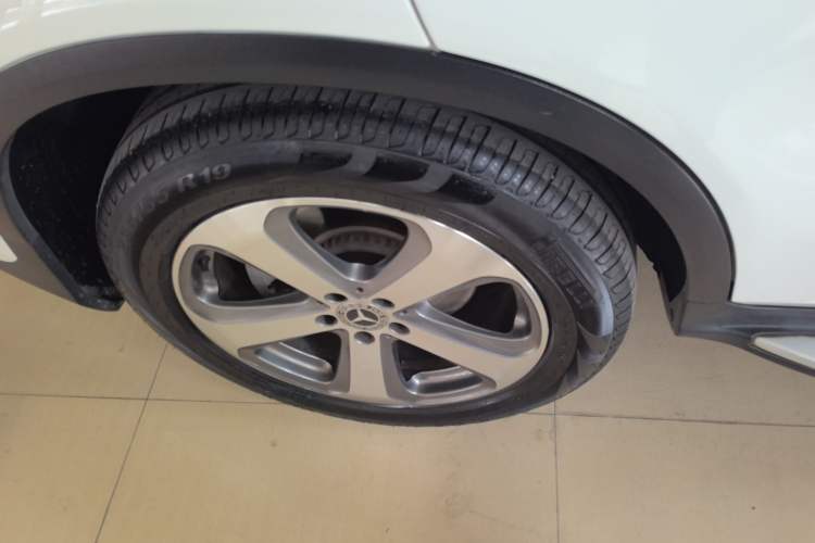 Used Mercedes-Benz GLC 2017 GLC 300 4MATIC Sport Edition