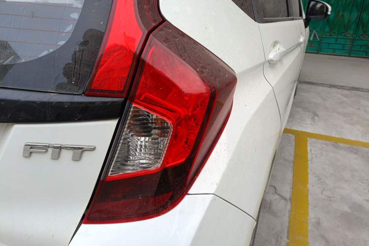 Used Honda Fit 2016 1.5L LX CVT Comfort Model
