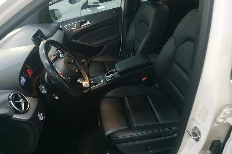 Used Mercedes-Benz B-Class 2019 B 200 Fashion Model
