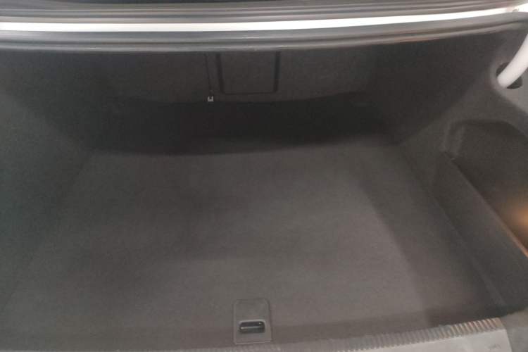 Used Volkswagen FAW-Volkswagen CC 2016 1.8TSI Luxury Model
