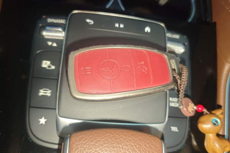 Used Mercedes-Benz GLE 2024 Refreshed GLE 350 4MATIC Stylish Edition
