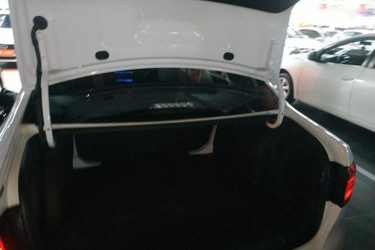 Used Volkswagen Lavida 2017 1.6L Automatic Comfort Edition