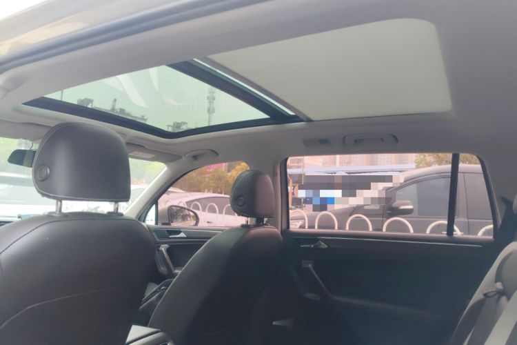 Used Volkswagen Tiguan L 2018 Facelift 330TSI Automatic Two-Wheel Drive Luxury Edition