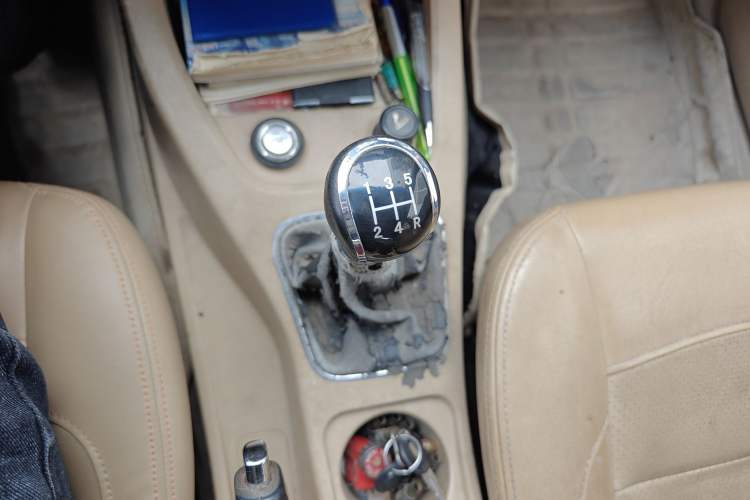 Used Wuling Hongguang 2013 1.5L S Luxury Model
