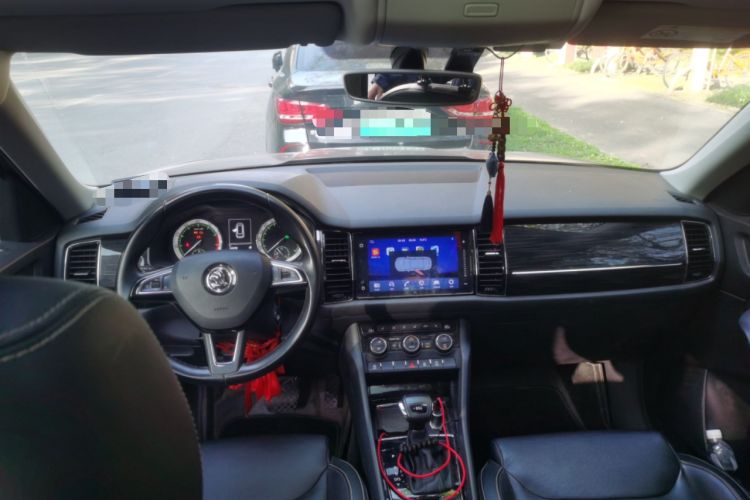 Used Skoda Kodiaq 2018 Facelifted TSI330 5-Seater Two-Wheel-Drive Luxury Enjoyment Edition
