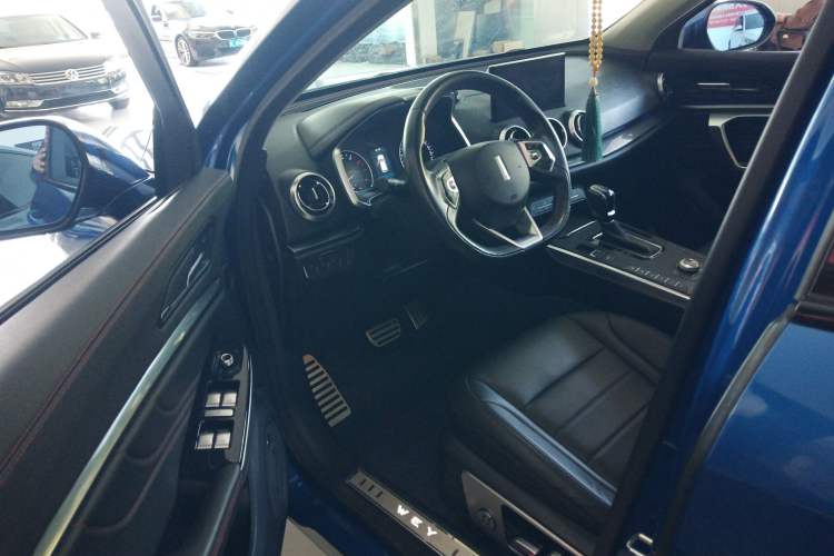 Used Wey VV5 2017 2.0T Ultra-Luxury Version
