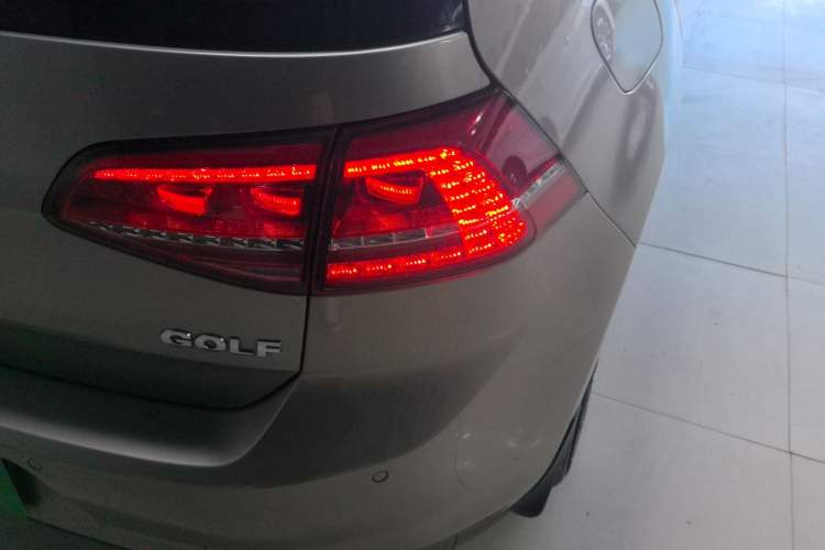 Used Volkswagen Golf 2015 1.6L Automatic Comfort Model
