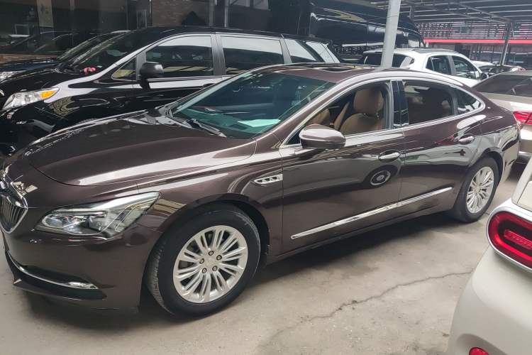 Used Buick LaCrosse 2018 20T Luxury Model
